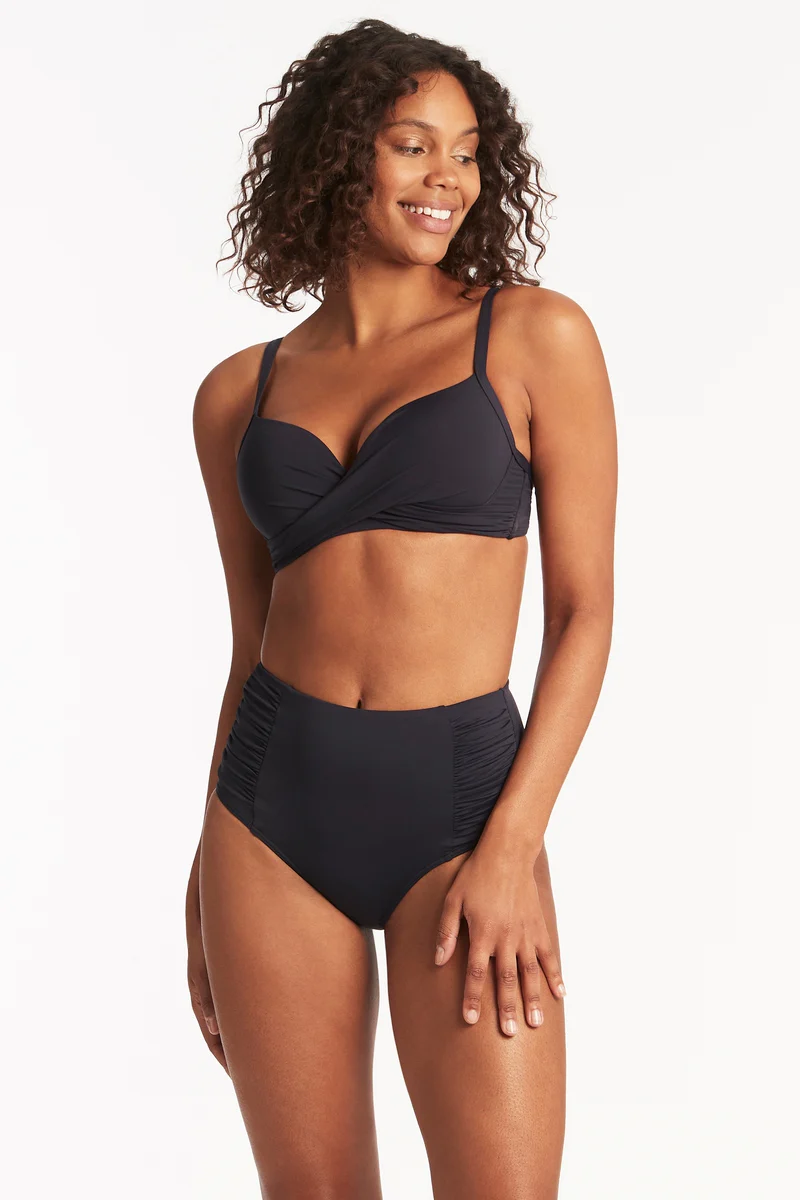 Eco Essentials Cross Front Moulded Cup Bra - Image 7