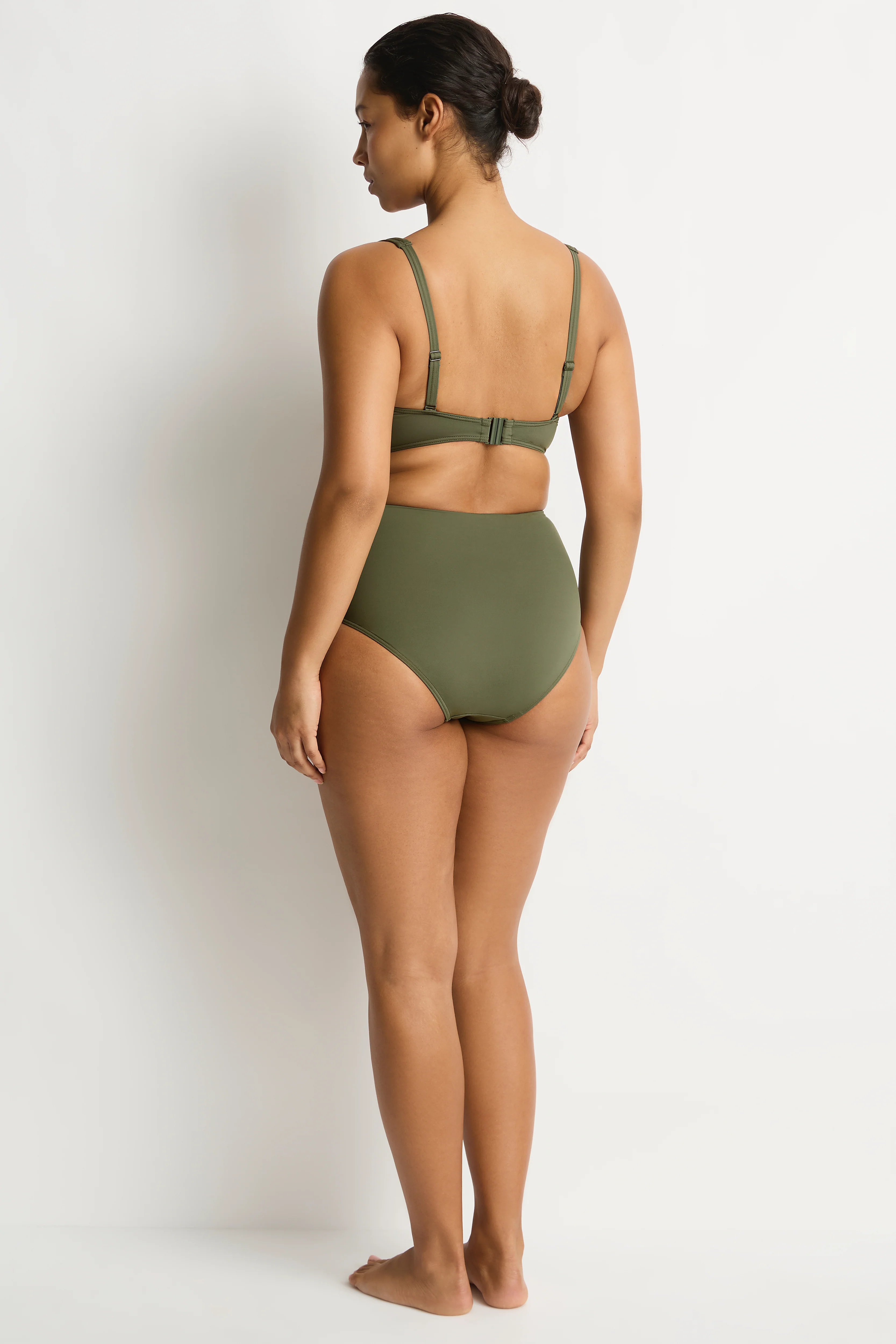 Eco Essentials Cross Front Multifit Bra - Image 3