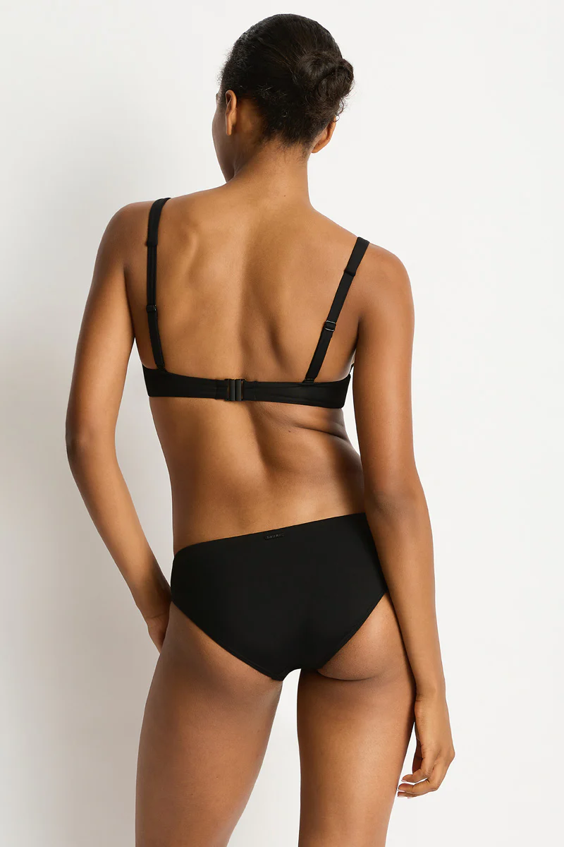 Eco Essentials Regular Bikini Pant - Image 9
