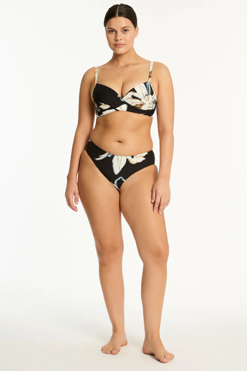 La Luna Cross Front Moulded Cup Bra