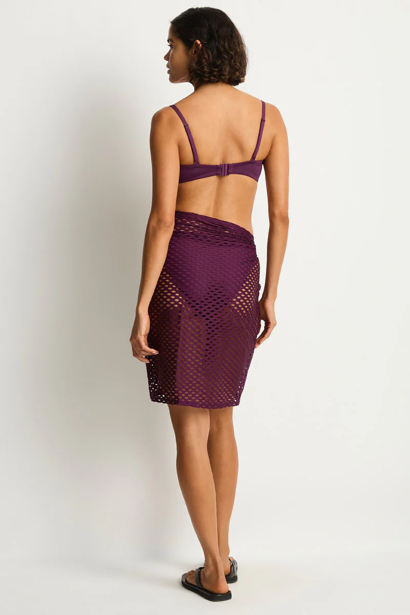 Castaway Mid Length Mesh Wrap - Image 3